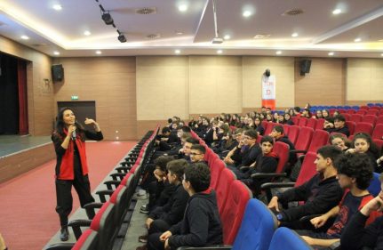 "GENÇLİK VE GÜVENLİ GELECEK" SEMİNERİ